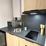 Immeuble De 4 A Themes 아파트 *