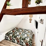Immeuble De 4 A Themes *