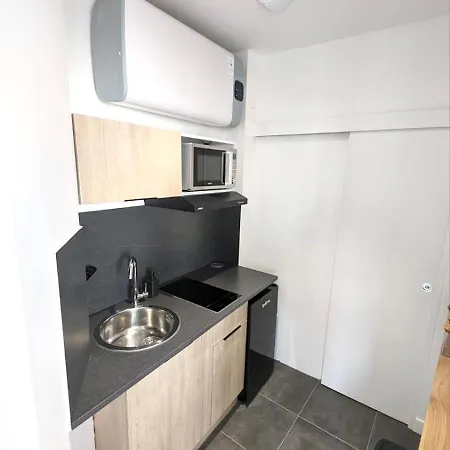 Appartement Immeuble De 4 A Themes